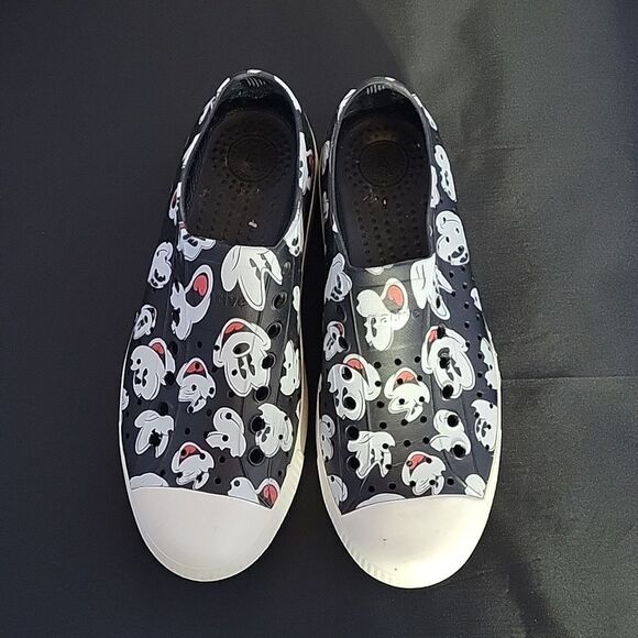 BRAND NEW DISNEY NATIVE SHOES MICKEY MOUSE ALL OVER PRINT - Picture 4 of 16
